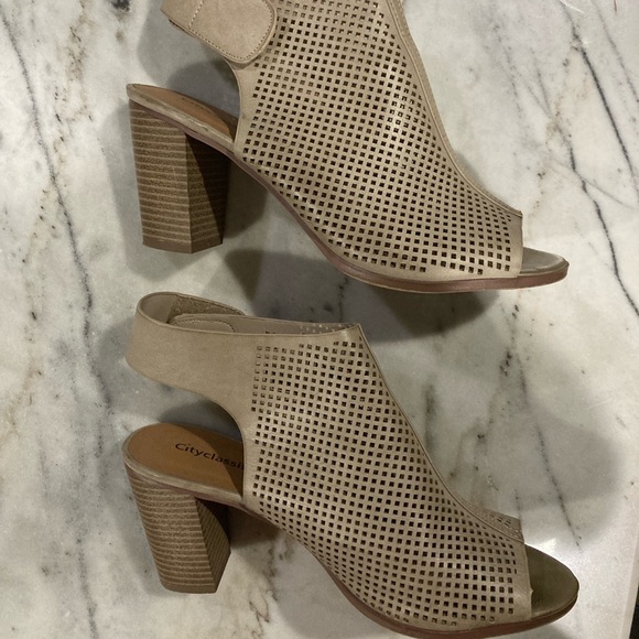 Booties - Picture 2 of 3